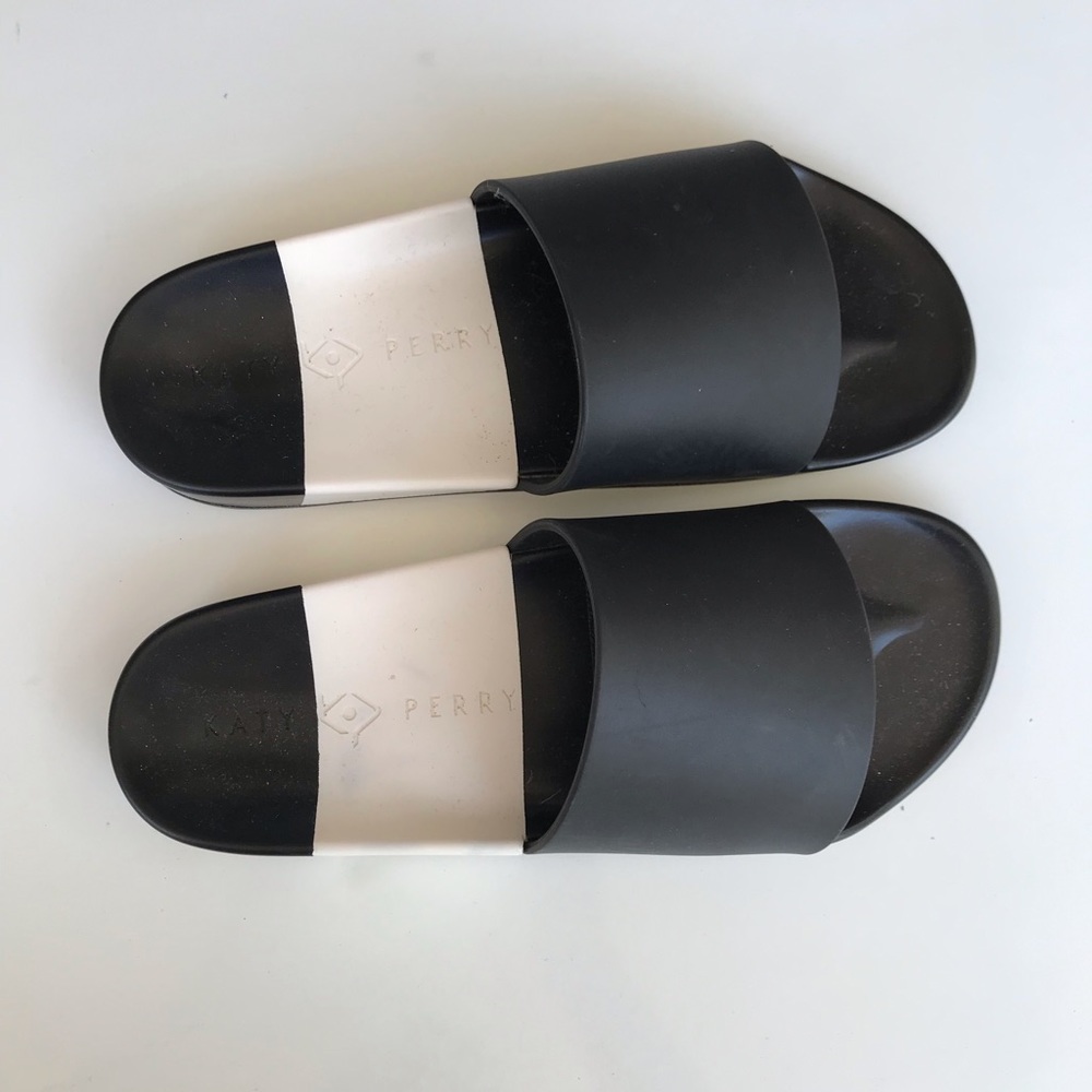 Katy Perry Pool slide size 7